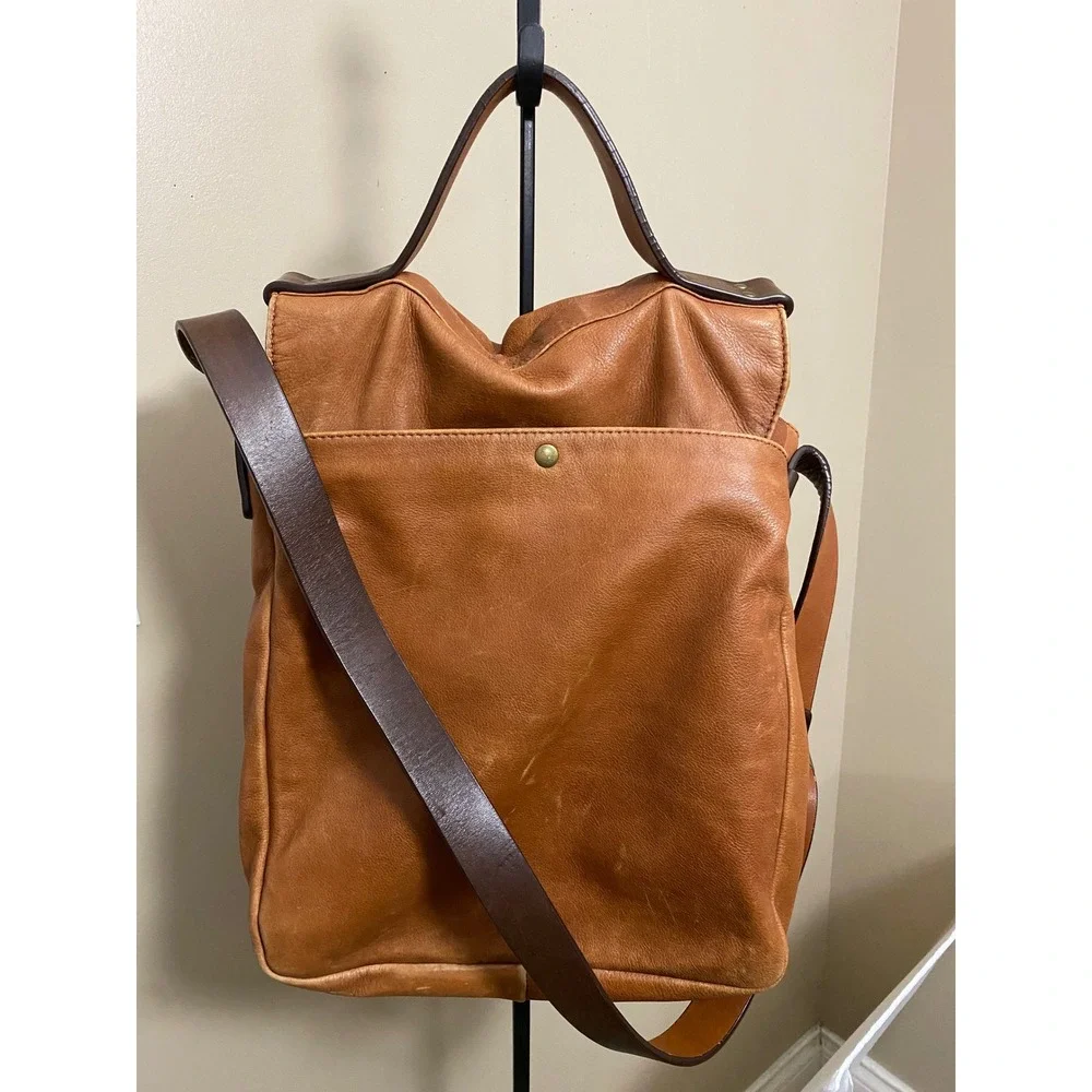 Marc by Marc Jacobs Vintage 100% Cow Leather Butter Soft Messenger Crossbody Bag